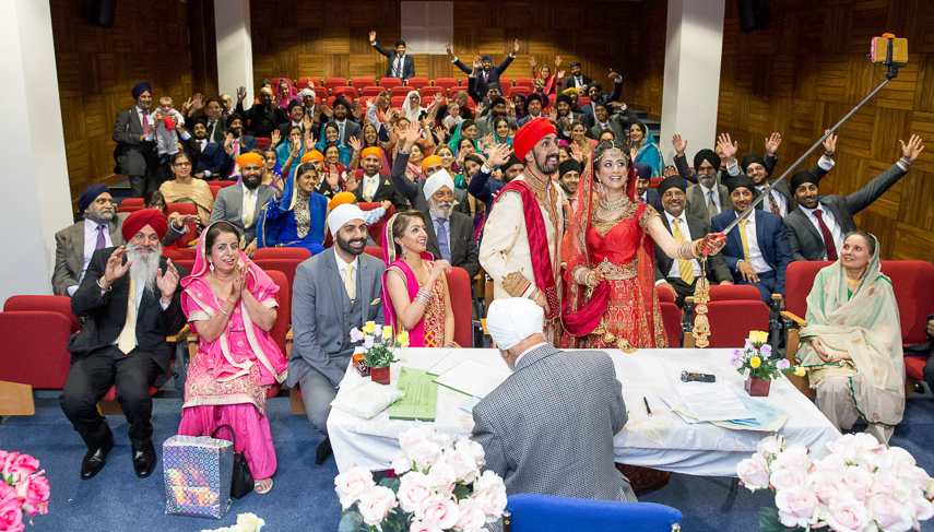 Female Asian Wedding Photographer for Sikh Wedding Ceremony